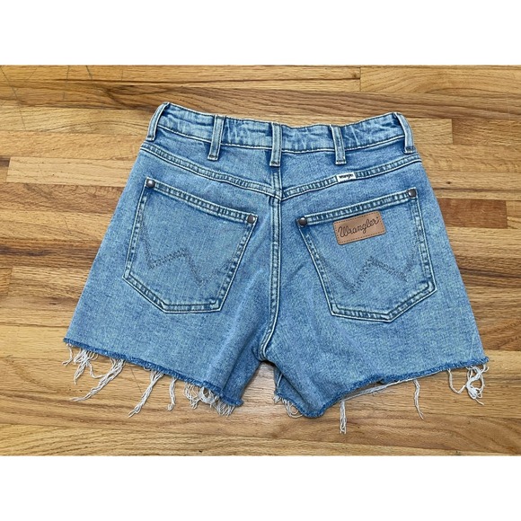 Wrangler Pants - Wrangler Women's 26 Blue Shorts Denim Cotton Cut-Off Western Cowgirl Frayed Hem‎